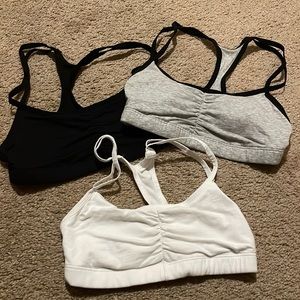 set of 3 sports bras